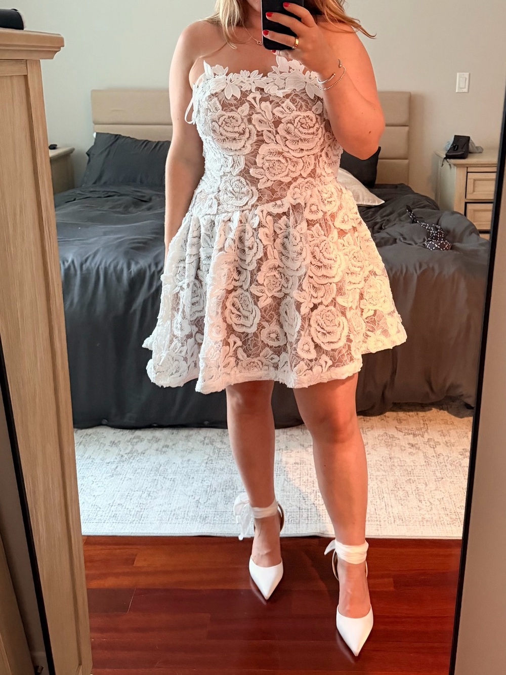 Lovers and friends white mini dress - Picture 2 of 3